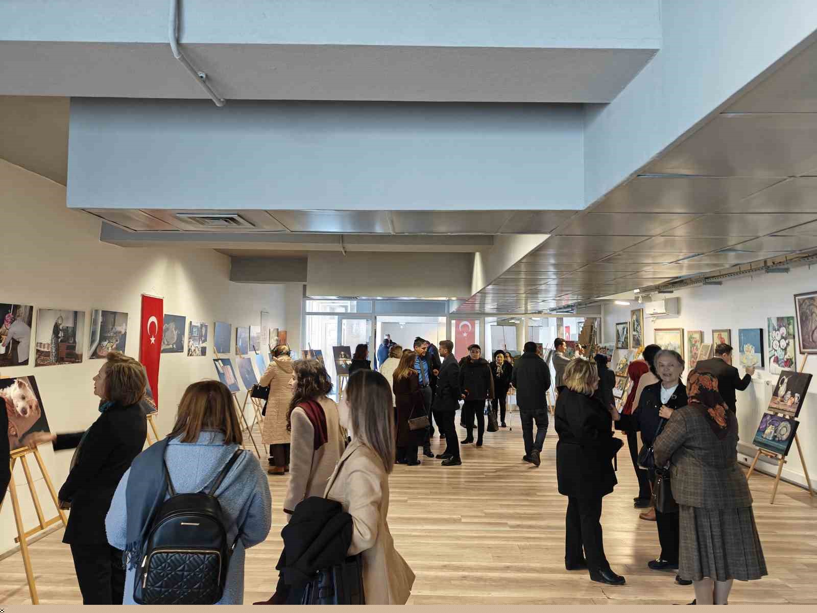 80 yaşında 25 yıllık sanat sevgisini sürdürüyor
80 yaşında 25 yıllık sanat sevgisini sürdürüyor