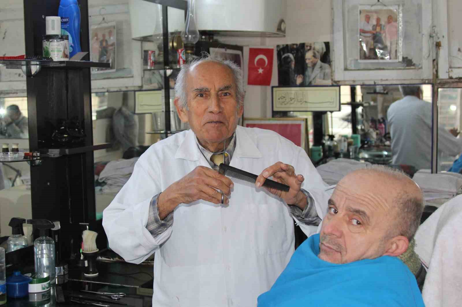 80 yaşında, 66 yıldır berber
80 yaşında, 66 yıldır berber