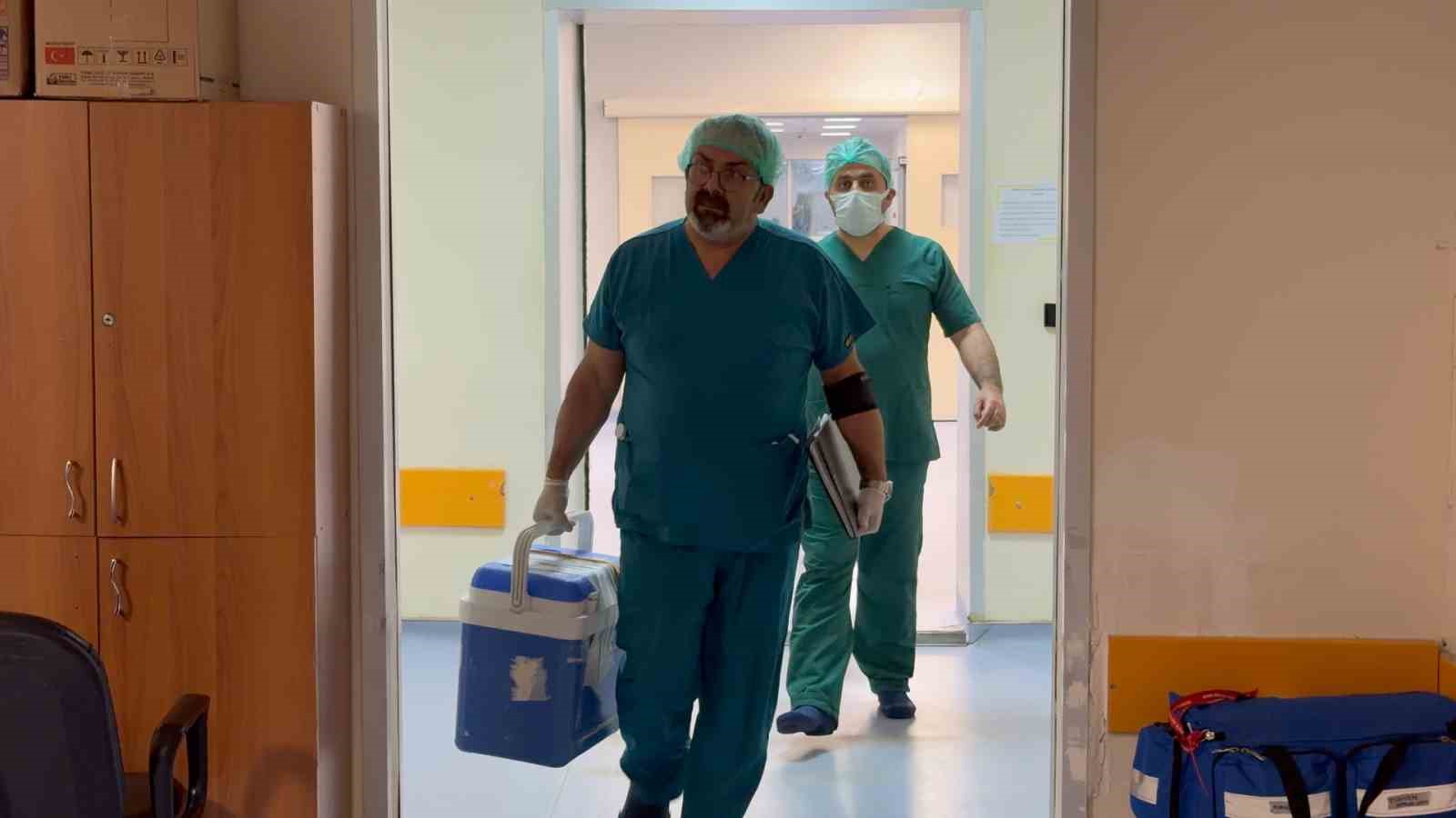 96 yaşındaki kadının bağışlanan karaciğeri bir hastaya umut oldu
