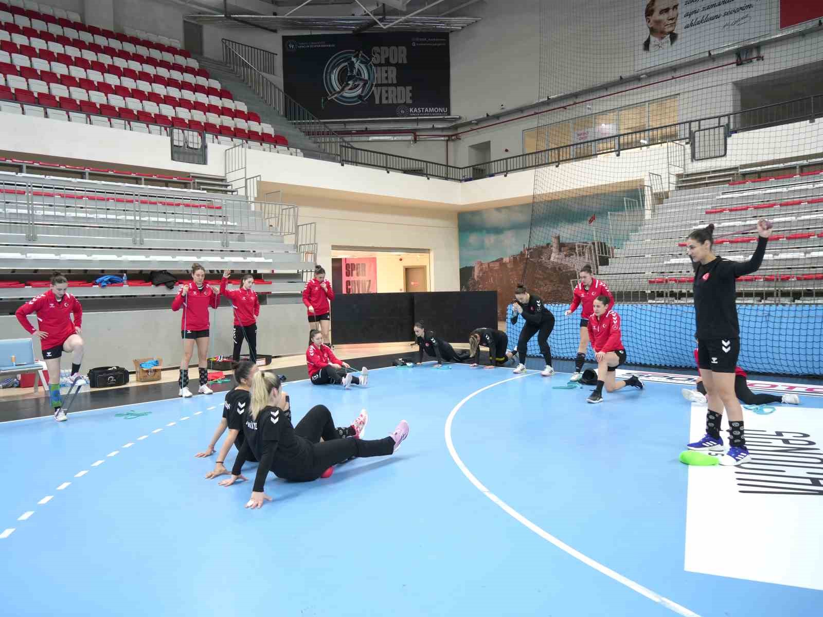 A Milli Kadın Hentbol Takımı, Kastamonu’da Çekya ile karşılaşacak
