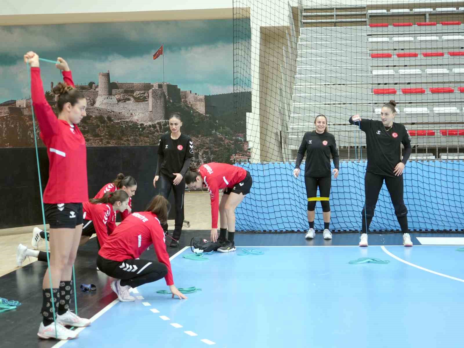 A Milli Kadın Hentbol Takımı, Kastamonu’da Çekya ile karşılaşacak
