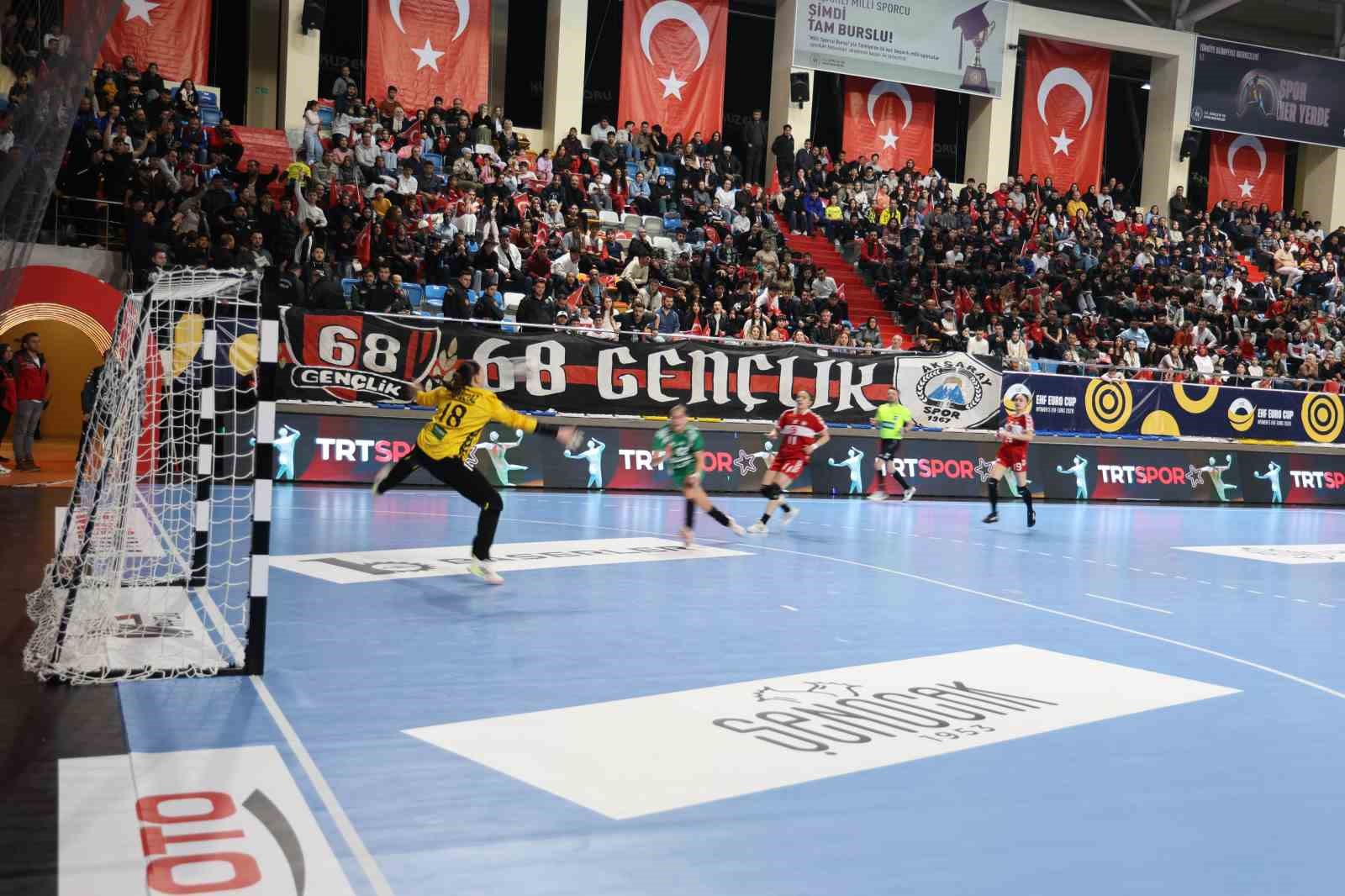 A Milli Kadın Hentbol Takımı Macaristan’a 42-23 mağlup oldu
