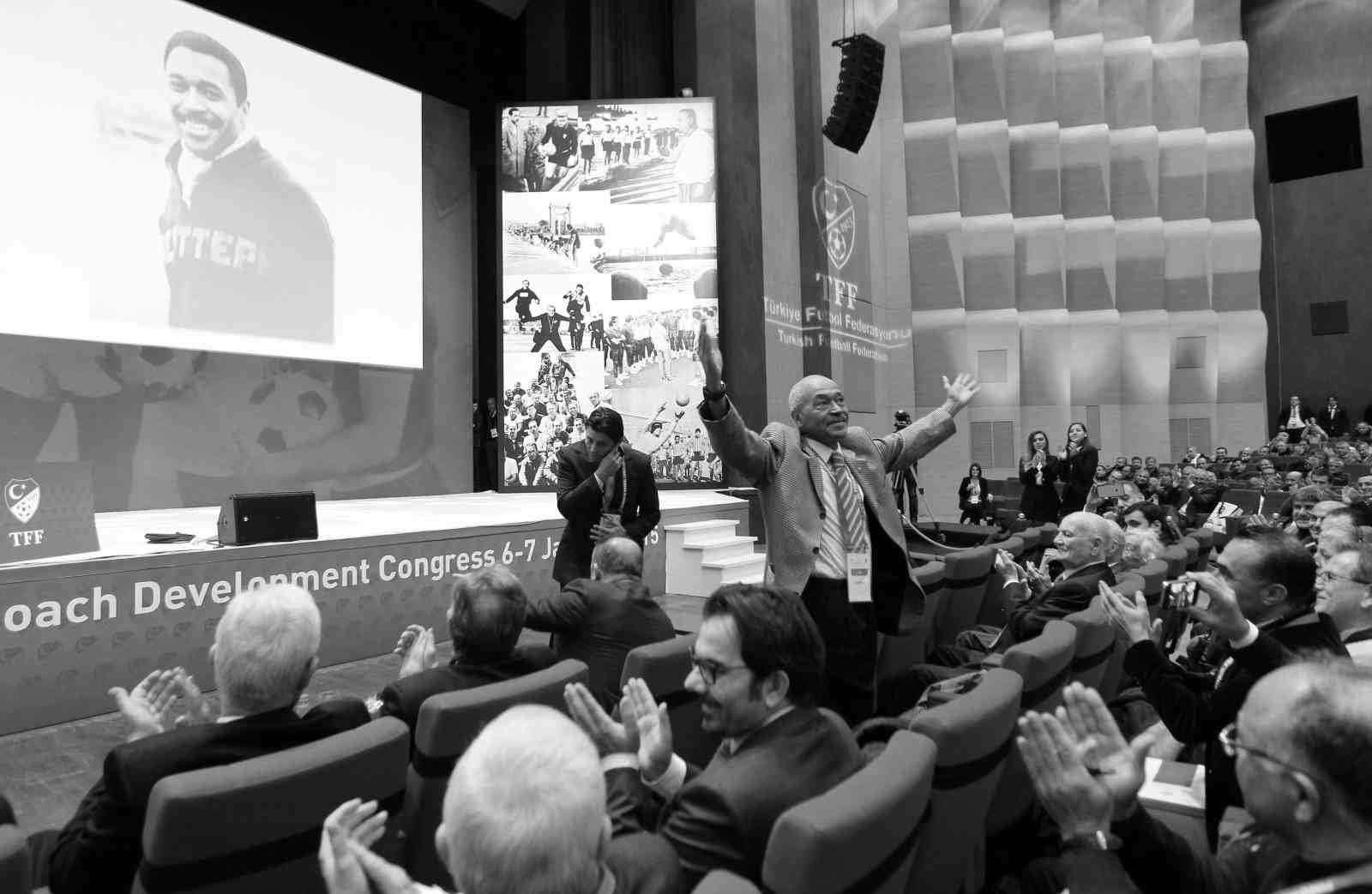 A Milli Takım’ın eski antrenörlerinden Çetin Güler hayatını kaybetti
