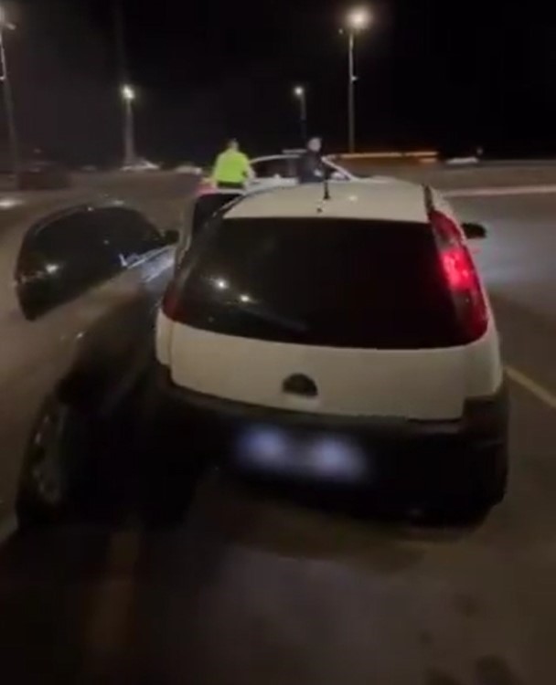 Abartı egzoz ve ses sitemi ile gürültü yapan 90 sürücüye ceza
