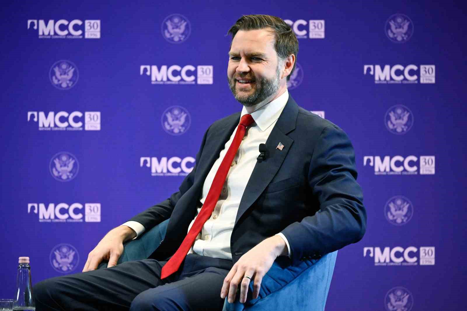 ABD Başkan Yardımcısı Vance: "İranlılar iyi müzakere etmezse, ABD Başkanının şaka kaldıran biri olmadığını görecekler"
