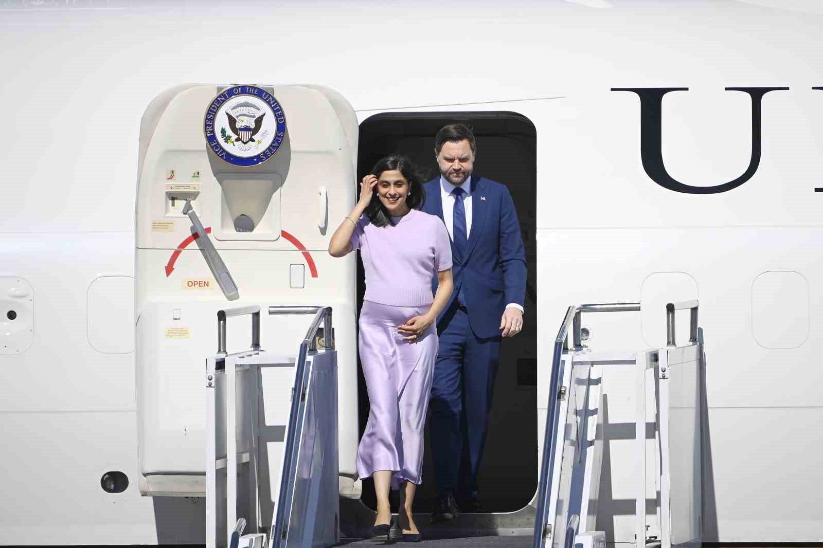 ABD Başkan Yardımcısı Vance, Macaristan’da
ABD Başkan Yardımcısı Vance, Macaristan’da