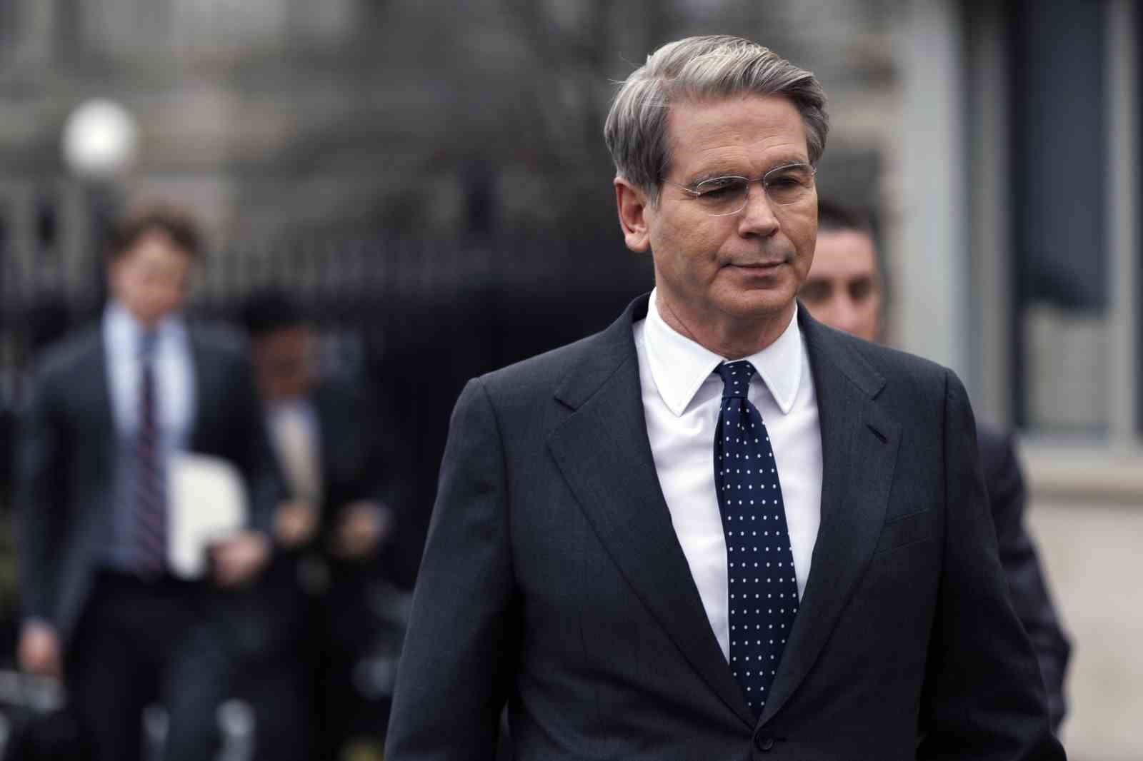 ABD, fiyatları düşürmek amacıyla denizdeki İran petrolüne uygulanan yaptırımları kaldırabilir
