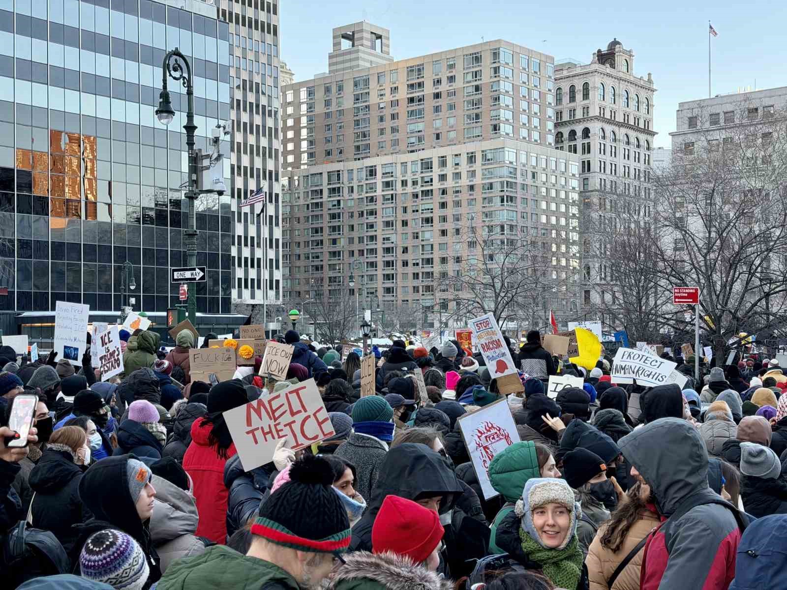 ABD genelinde Trump yönetimine karşı "ulusal kapanma" protestoları
