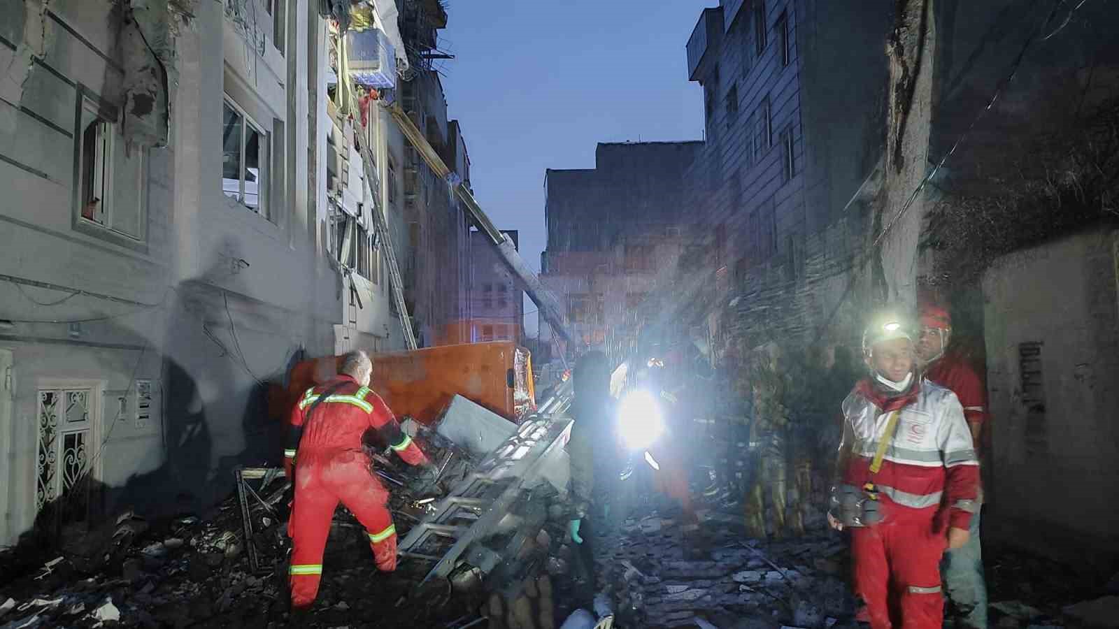 ABD ve İsrail’in İran’a yönelik son saldırılarında en az 6 kişi hayatını kaybetti
