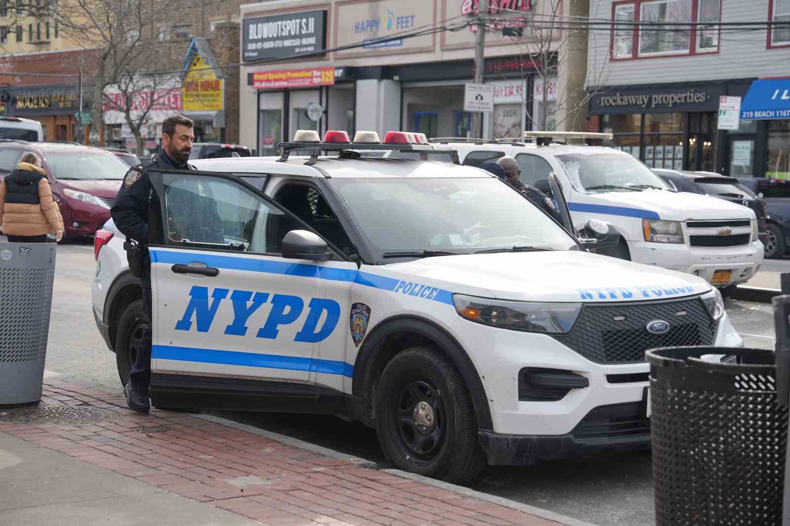 ABD’de bir ilk: Türk polis Hammutoğlu, New York Metro yönetiminde
ABD’de bir ilk: Türk polis Hammutoğlu, New York Metro yönetiminde
