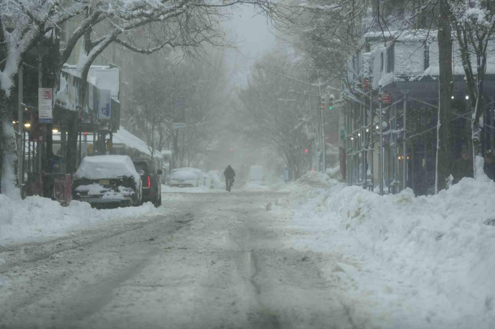 ABD’de kar fırtınası hayatı durma noktasına getirdi
