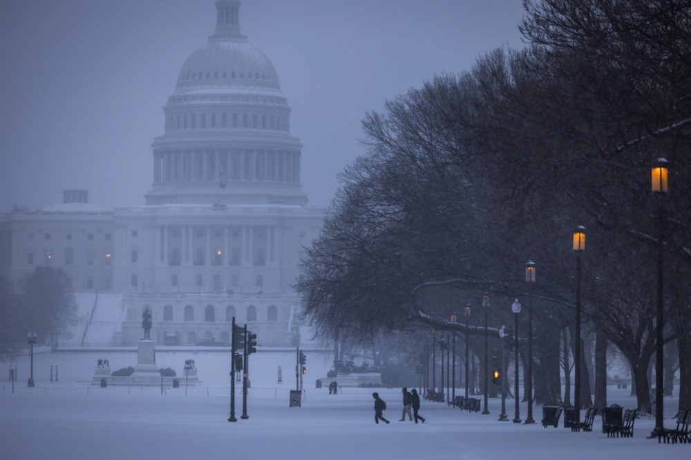ABD’de kar fırtınasında 800 binden fazla kişi elektriksiz kaldı
