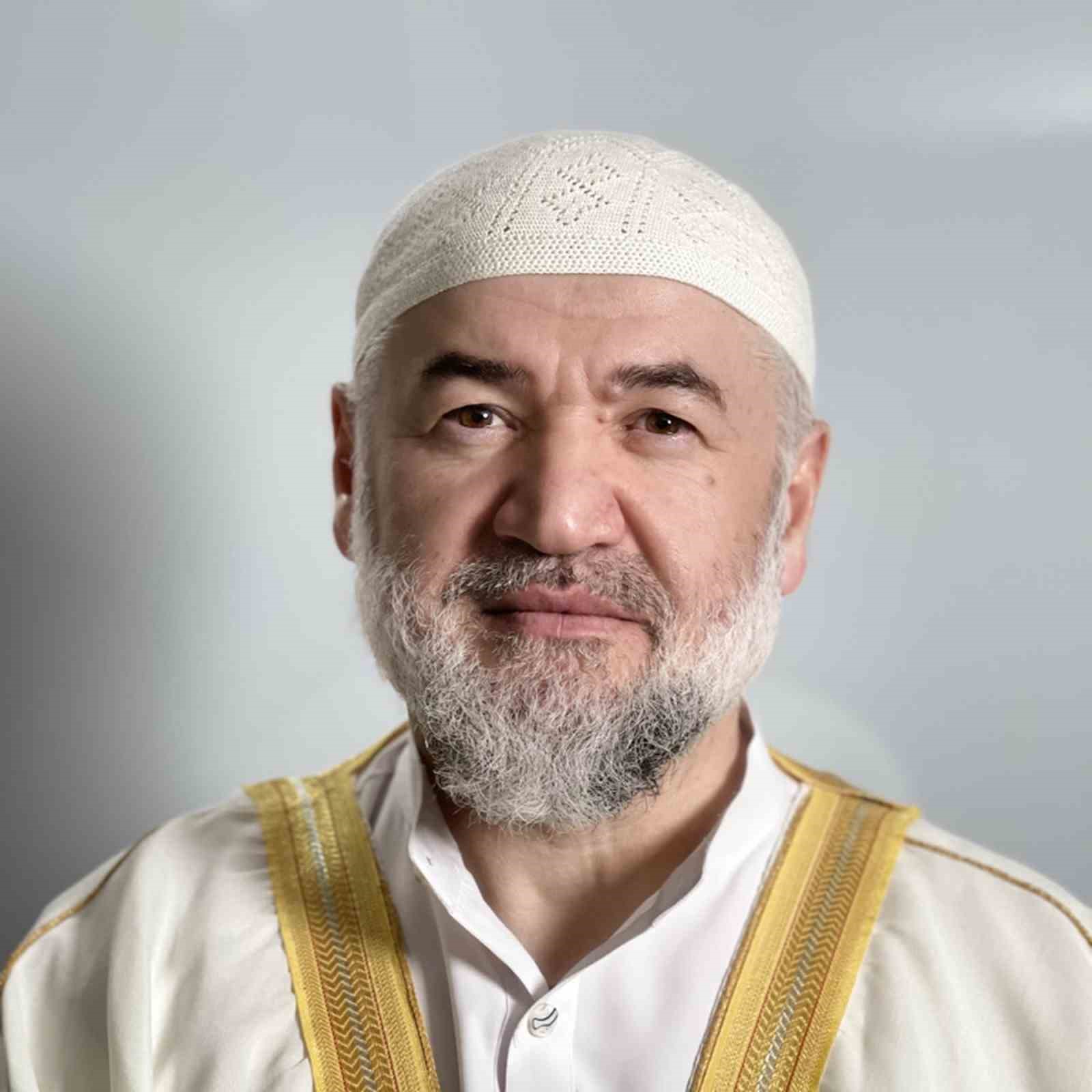 ABD’de yaşayan Trabzonlu imam teravih sonrası cemaate 61 şınav çektiriyor
