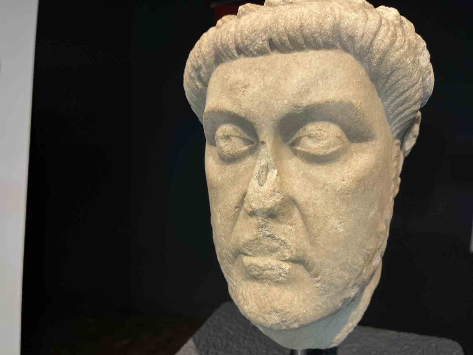 ABD’den geri alınan Smyrna kökenli heykel başı İzmir’de sergileniyor
