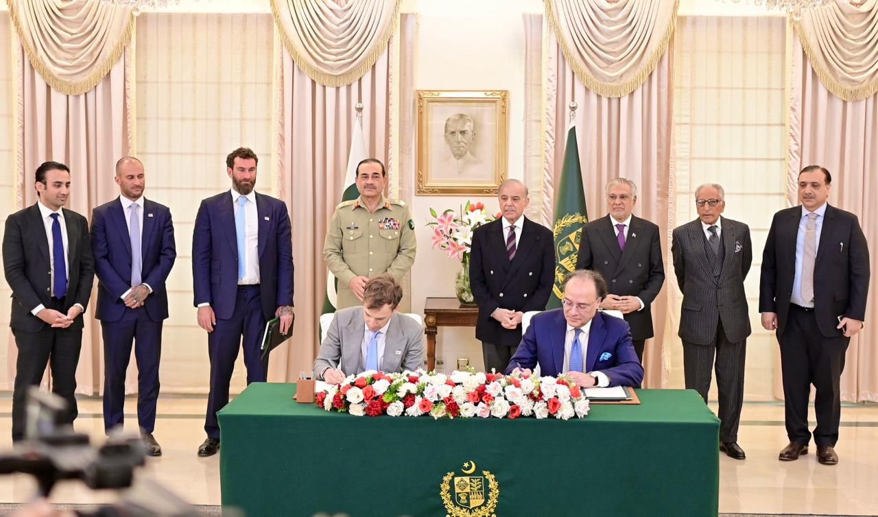 ABD’li World Liberty Financial ile Pakistan hükümeti arasında Dijital Ödemeler Yeniliği için Mutabakat Zaptı imzalandı
ABD’li World Liberty Financial ile Pakistan hükümeti arasında Dijital Ödemeler Yeniliği için Mutabakat Zaptı imzalandı