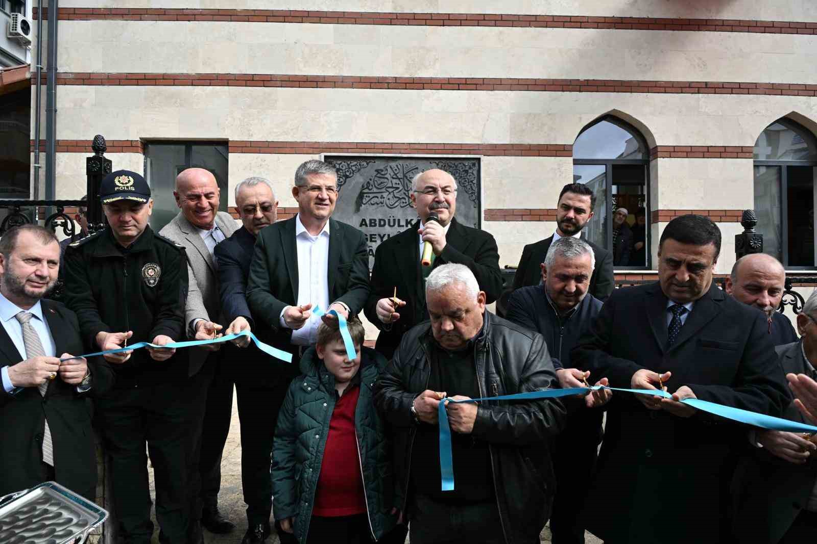 Abdülkadir Geylani Camisi ibadete açıldı
