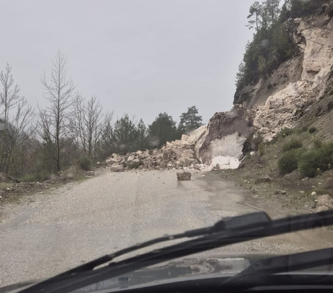 Acıpayam - Dalaman yolu ulaşıma kapandı
