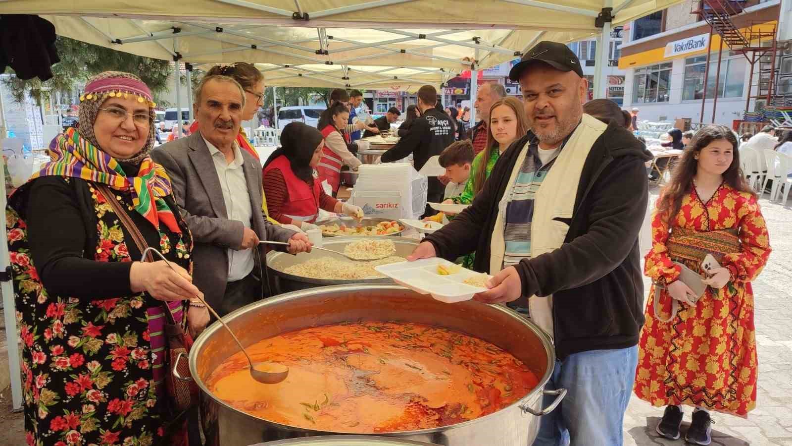 Acıpayam’da binlerce kişi anma programında buluştu
