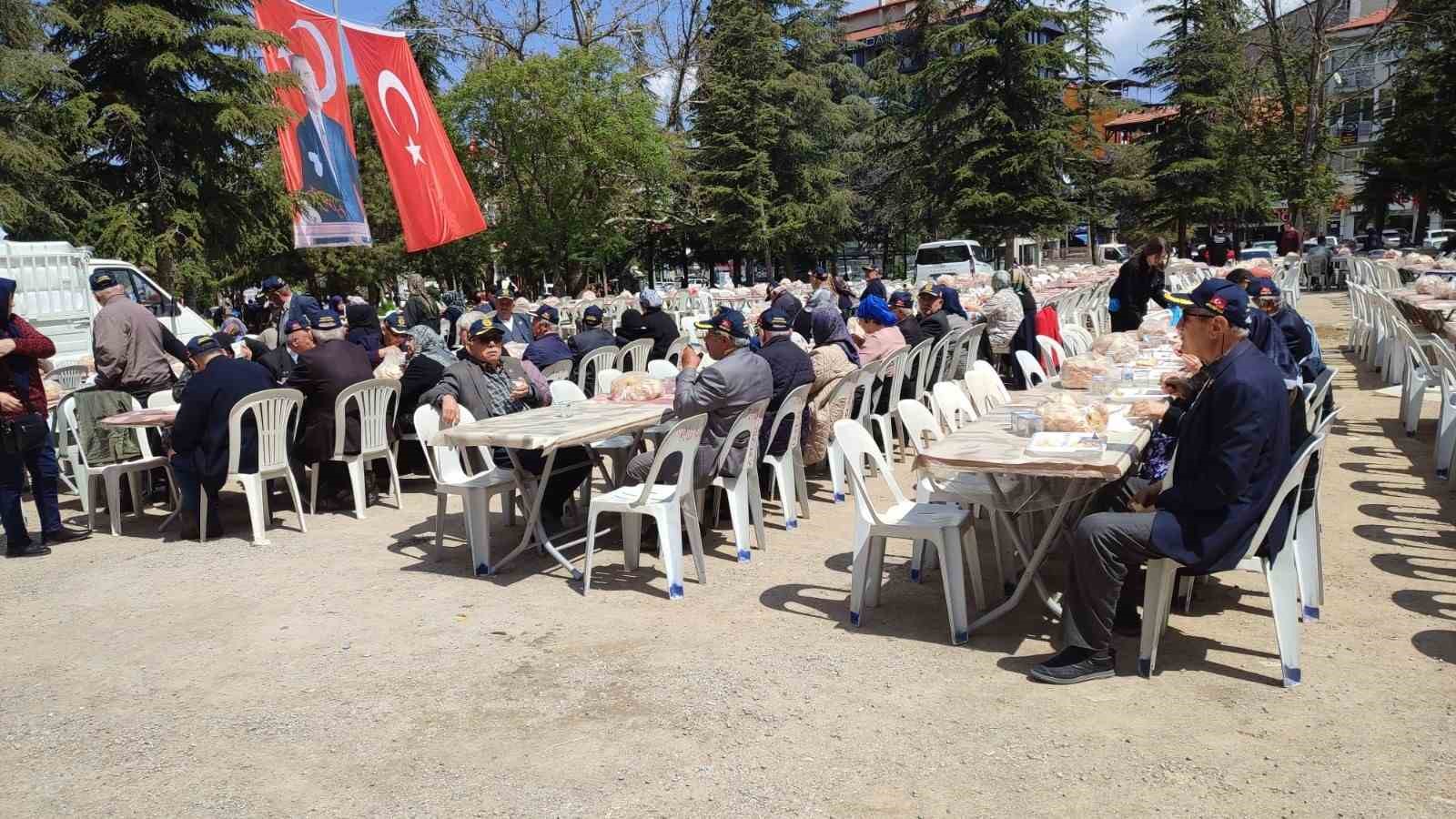 Acıpayam’da binlerce kişi anma programında buluştu
