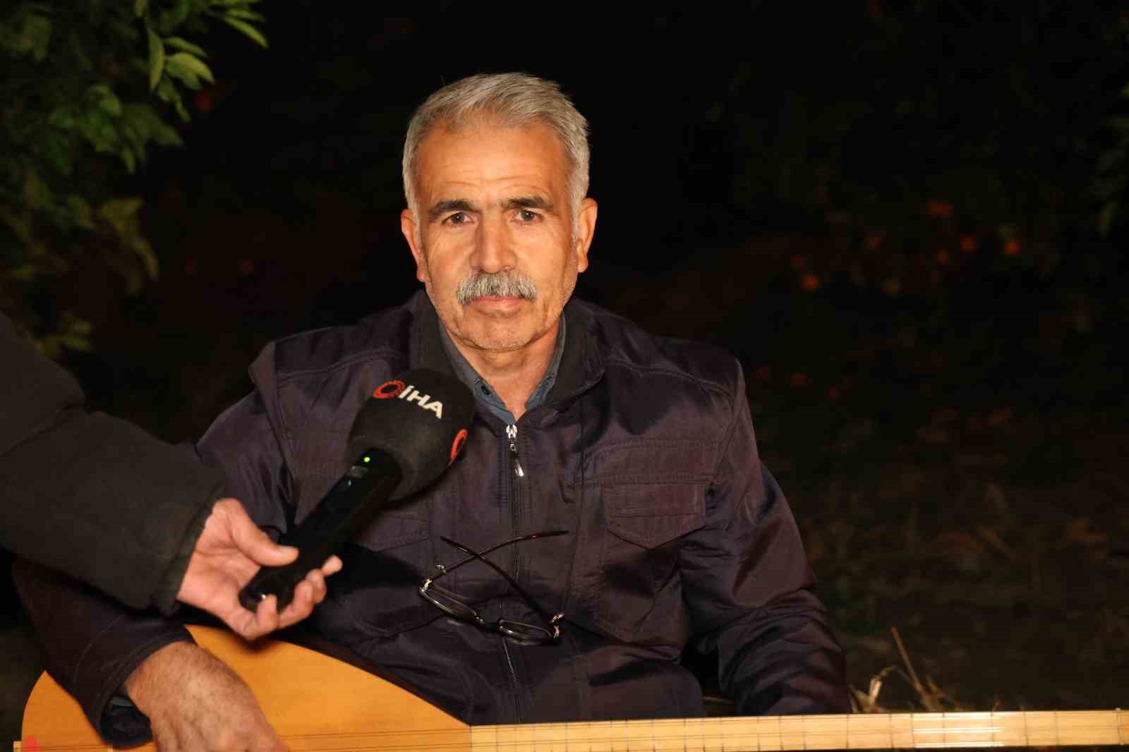 Adana eksiyi gördü, bahçelerde sazlı sözlü zirai don nöbeti tutuldu
Adana eksiyi gördü, bahçelerde sazlı sözlü zirai don nöbeti tutuldu