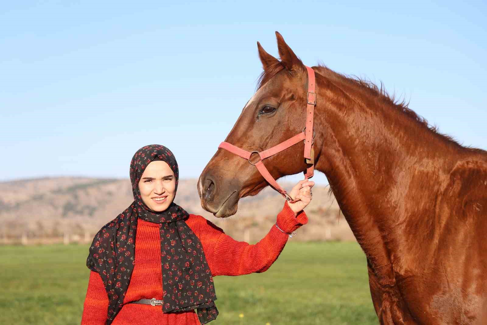Adana milyonluk İngiliz ve Arap atlarının yetişme alanı oldu
