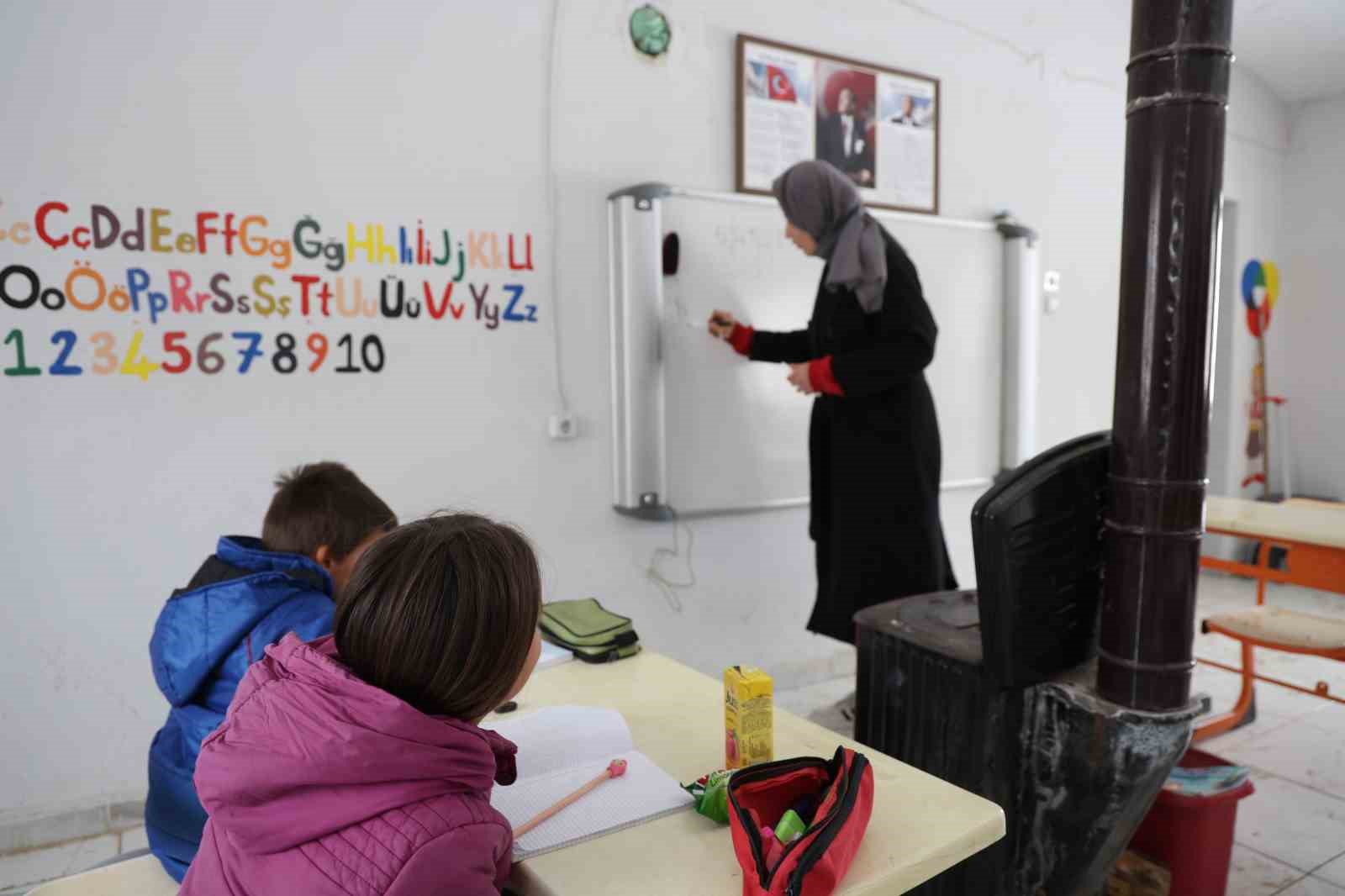 Adana’da 1600 rakımda eksi 20 derecede zorlu eğitim
