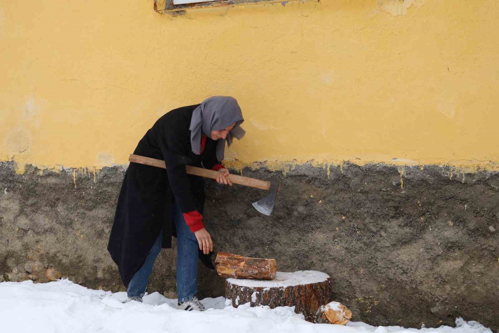 Adana’da 1600 rakımda eksi 20 derecede zorlu eğitim
