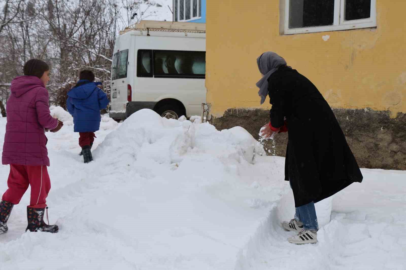 Adana’da 1600 rakımda eksi 20 derecede zorlu eğitim
