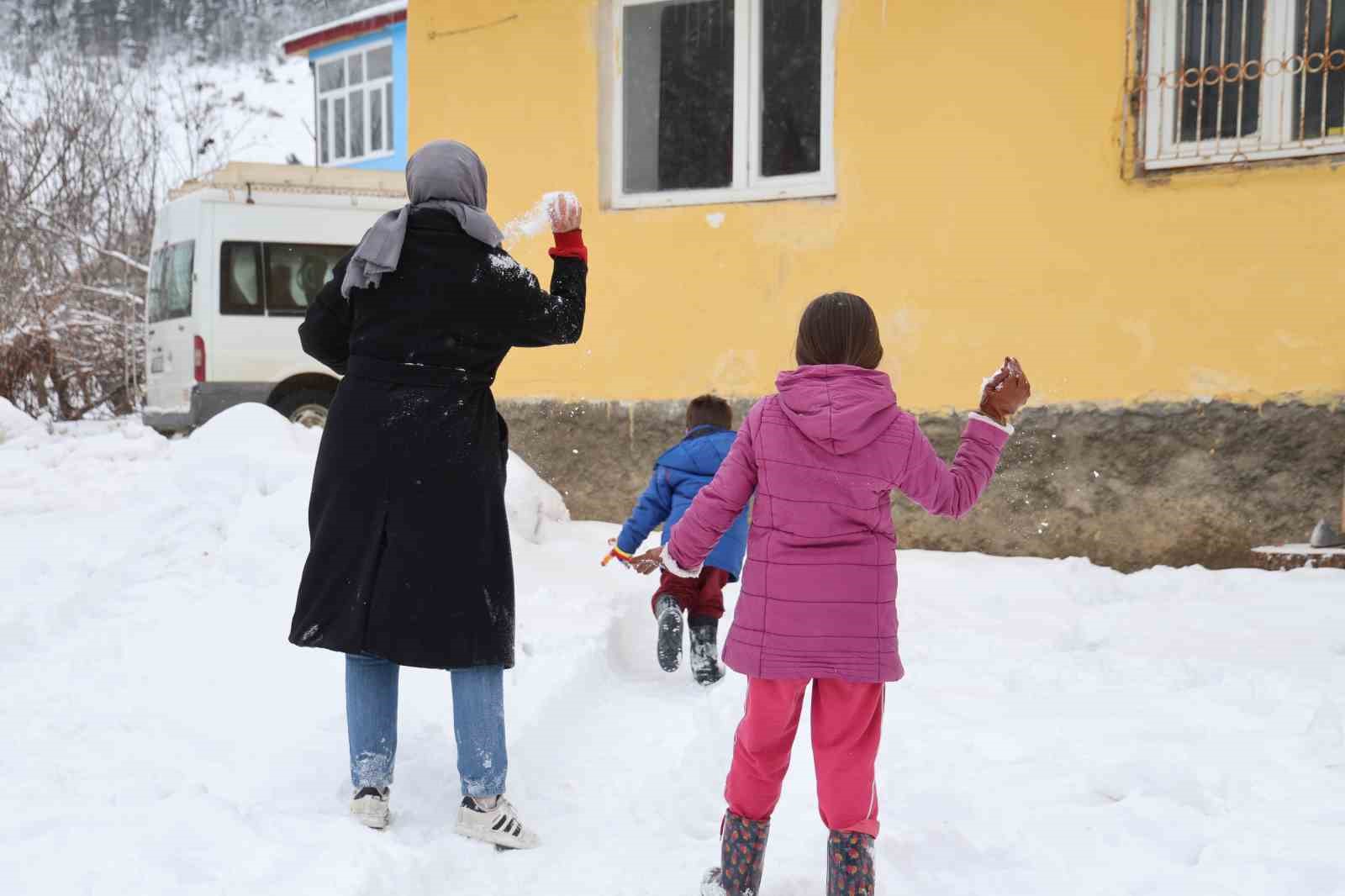 Adana’da 1600 rakımda eksi 20 derecede zorlu eğitim
