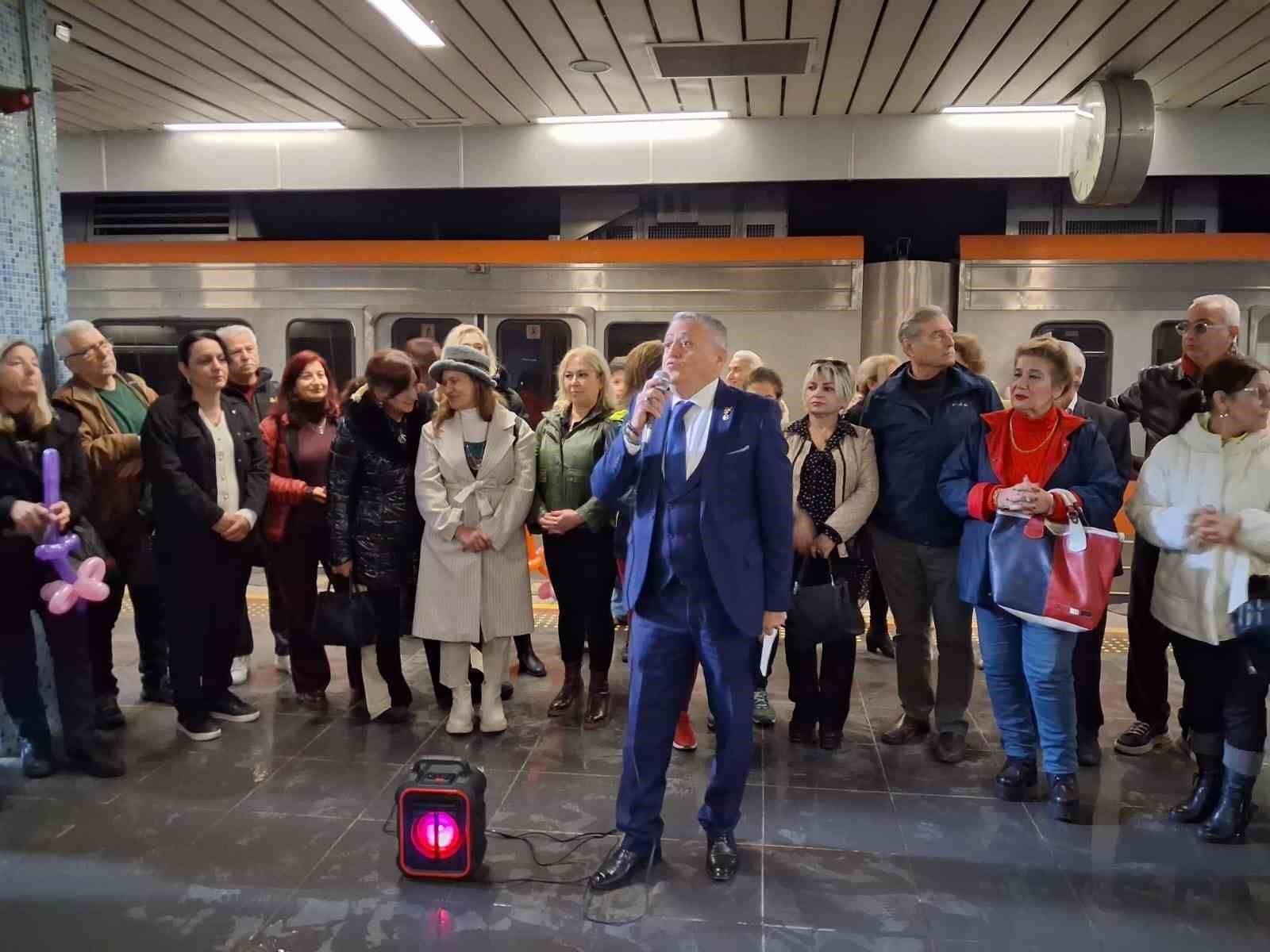 Adana’da 93 yazar ve şair Dünya Öykü Günü ve Sevgililer Günü’nü bir arada kutladı
