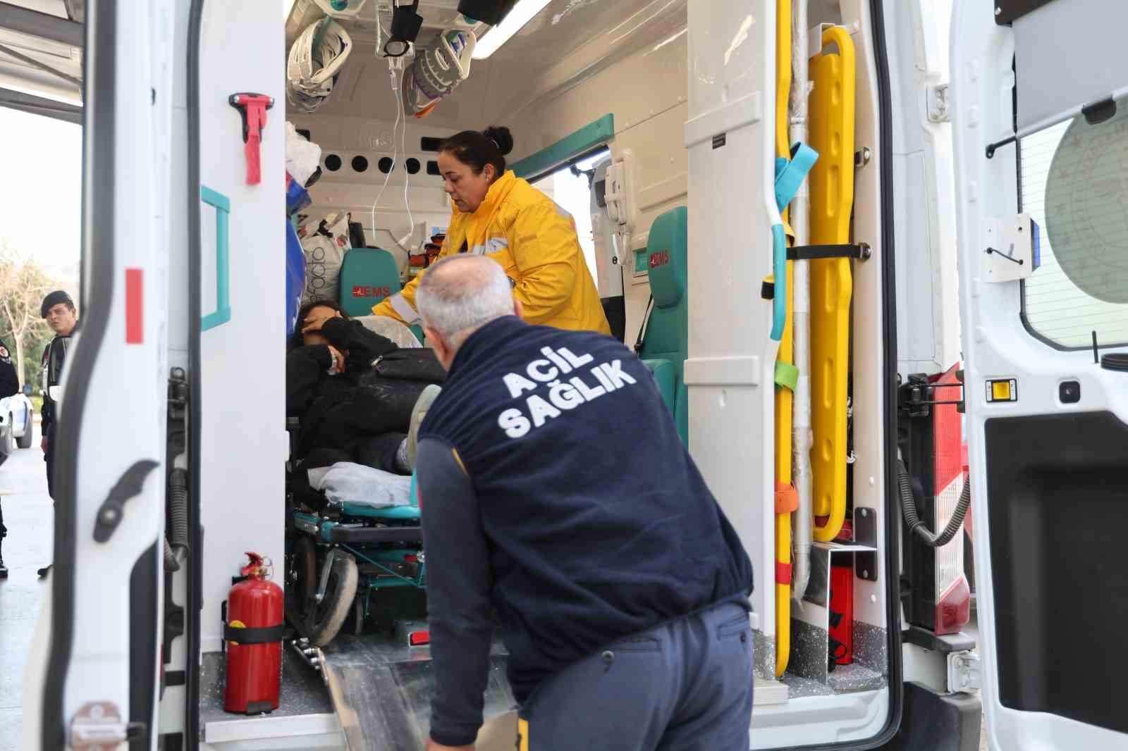 Adana’da bulunan kayıp çocuk geceyi mağarada geçirmiş
