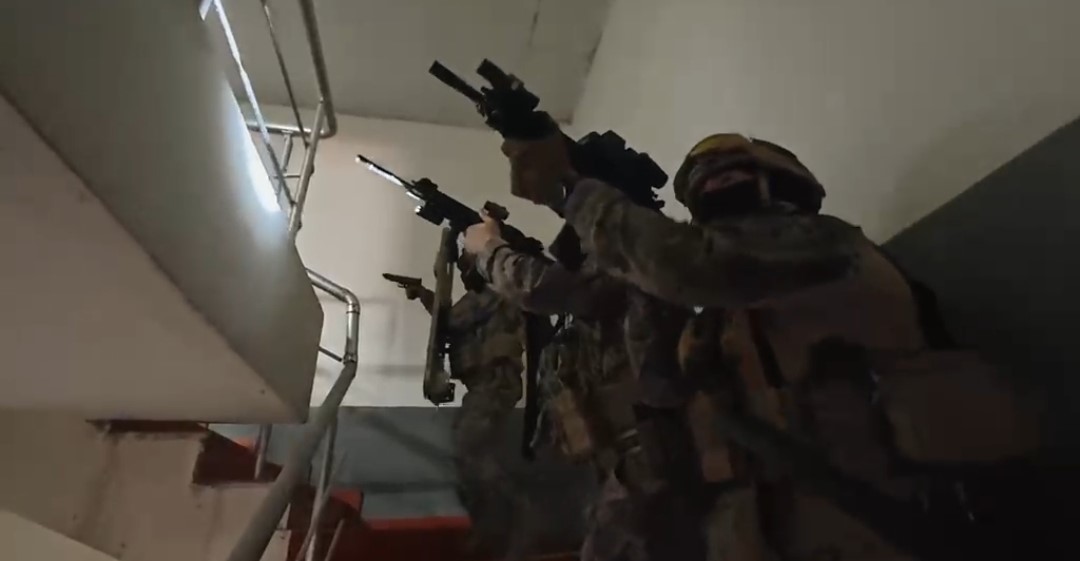 Adana’da dev uyuşturucu operasyonu: Milyonlarca hap ele geçirildi
