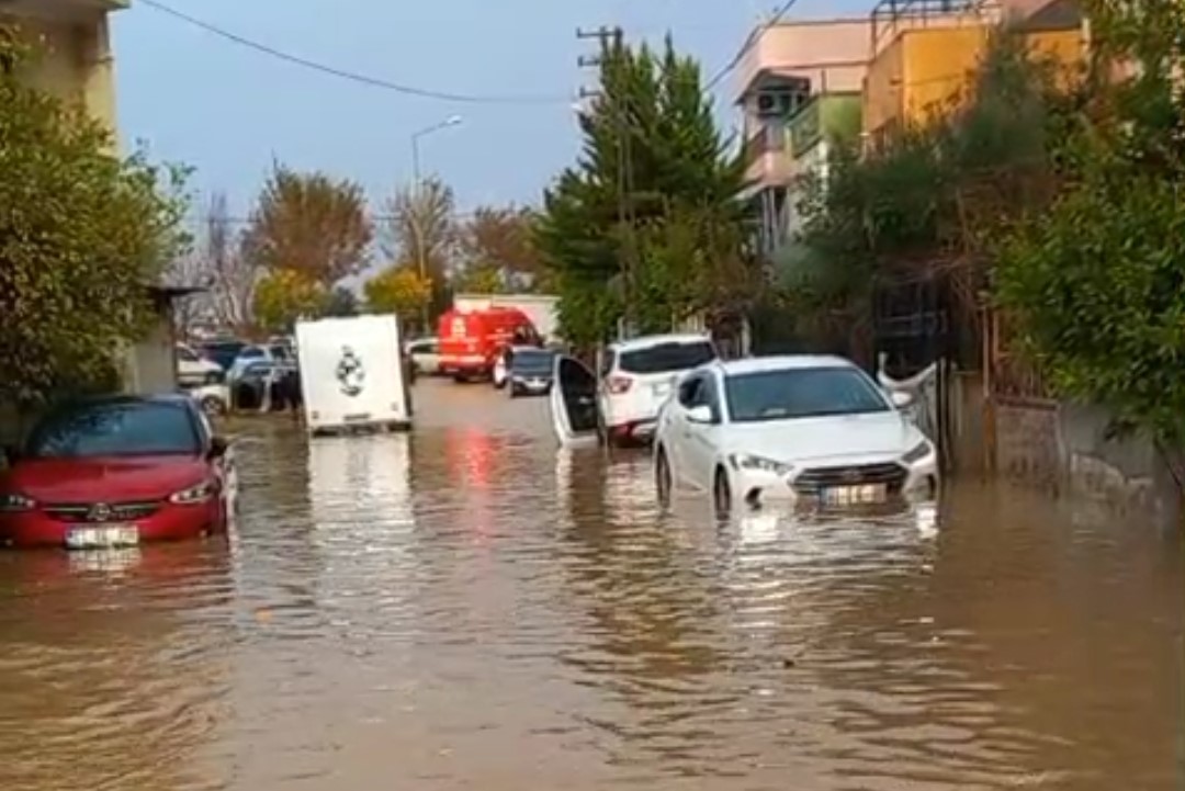 Adana’da metrekareye 138 kilogram yağış düştü, bin 257 su baskını meydana geldi
