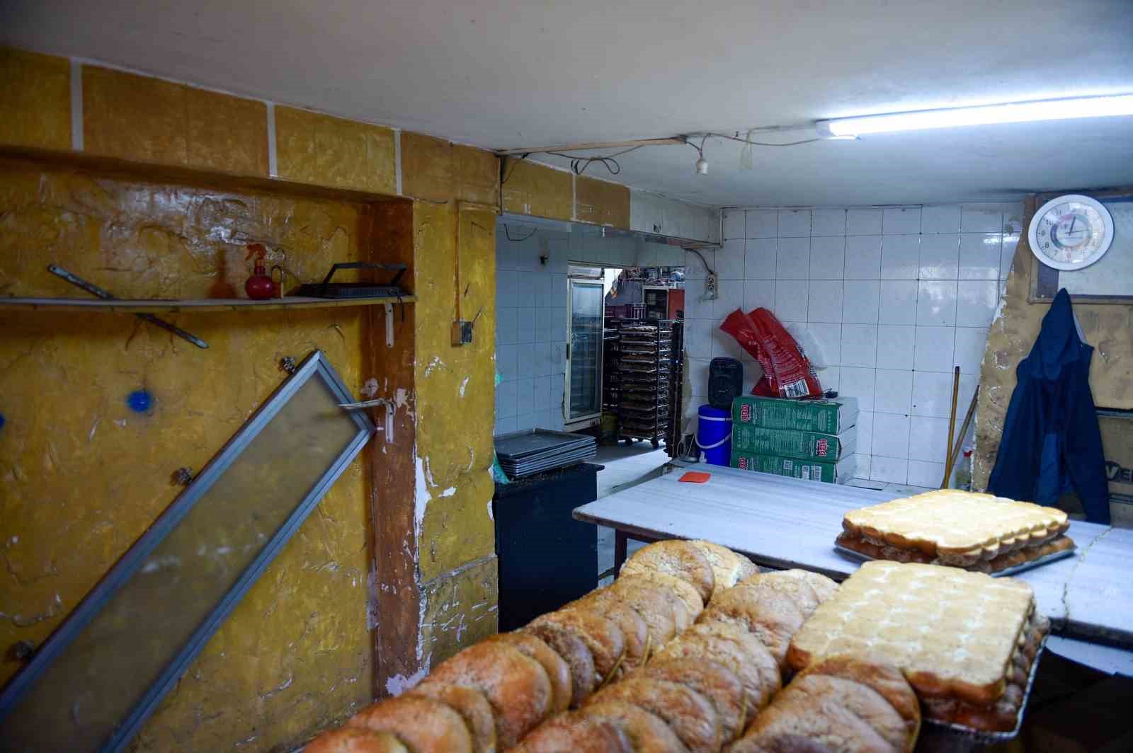 Adana’da mide bulandıran görüntü: Fırın mühürlendi
