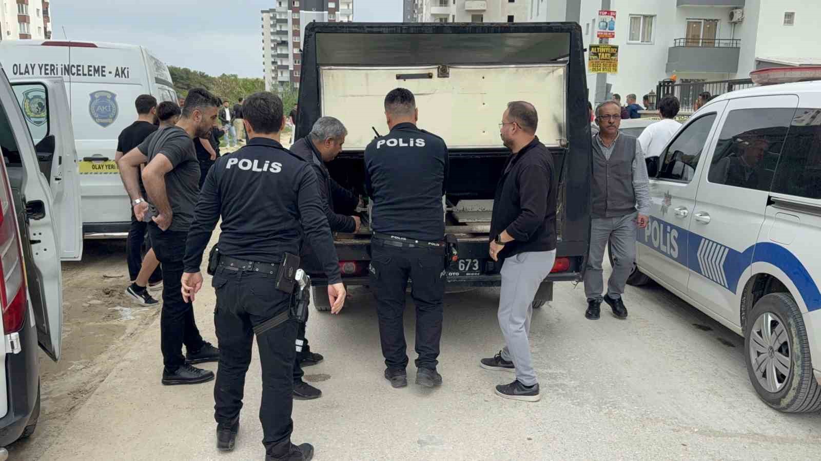 Adana’da motosiklette infaz
