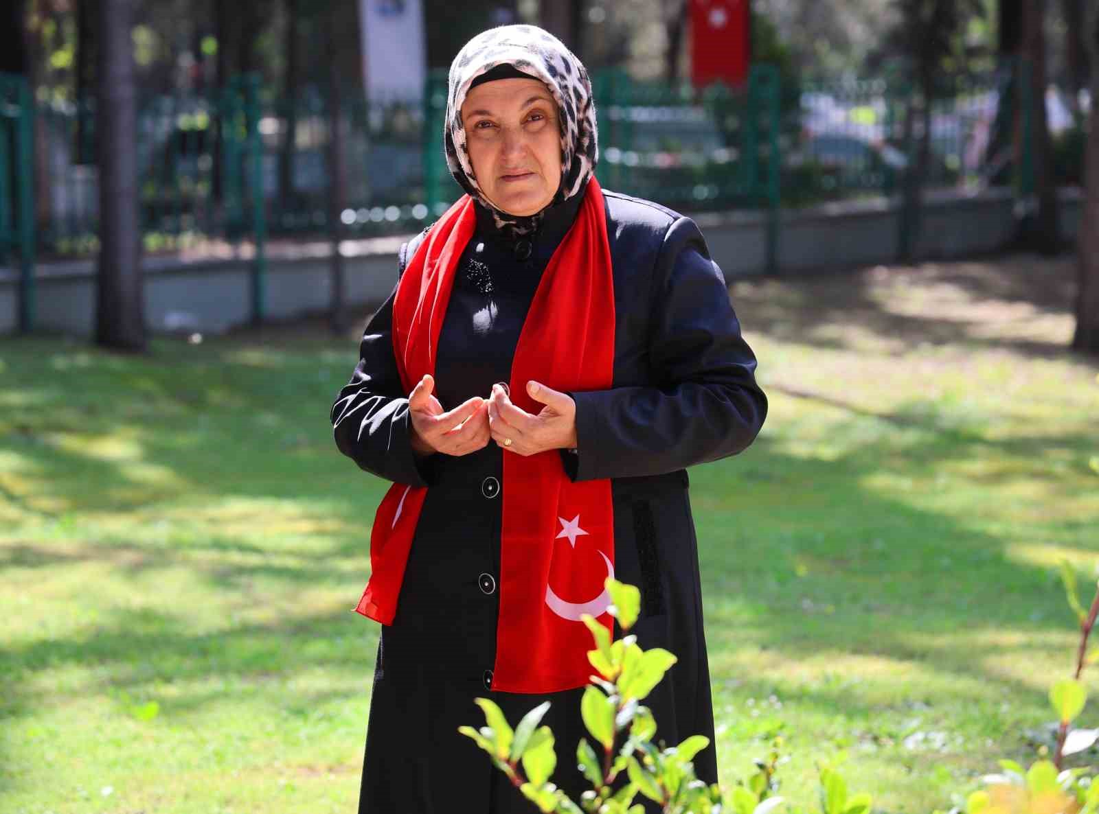 Adana’da şehitler unutulmadı
