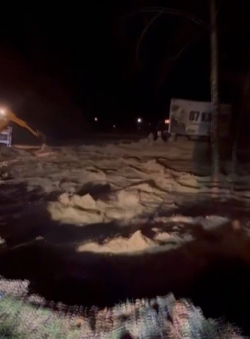 Adana’da sel ve heyelanlar ulaşımda aksamalara neden oldu
