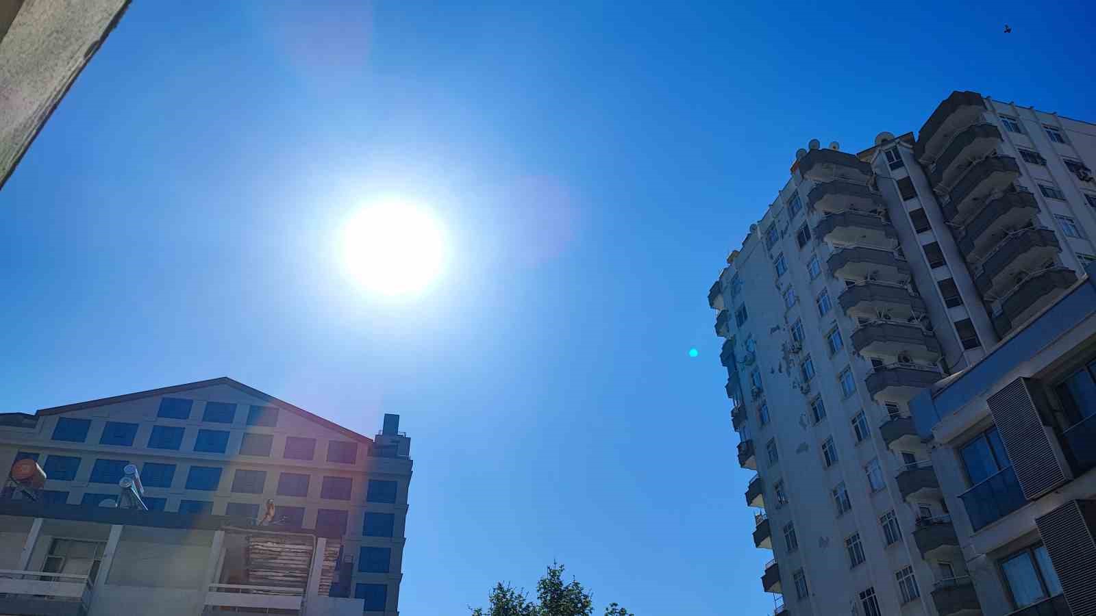 Adana’da sıcaklık düşüyor, yağışlı hava geliyor
