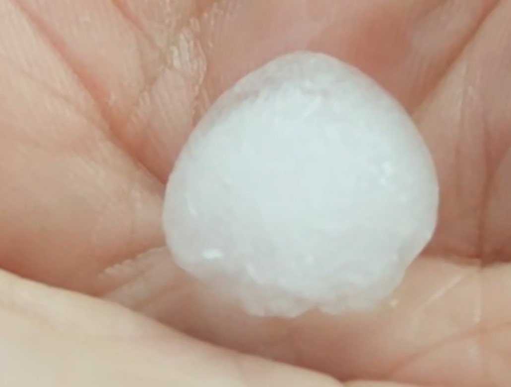 Adana’da yağmurun ardından dolu etkili oldu
