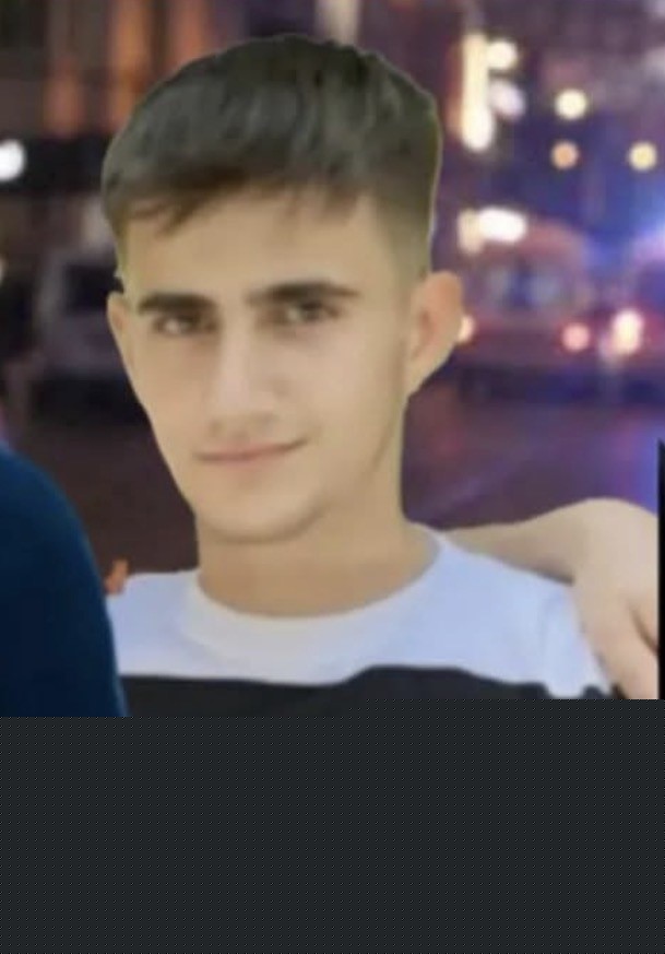 Adana’da yol kesip bıçakla saldırdılar: 17 yaşındaki çocuk öldü, 2 ağabeyi yaralandı
