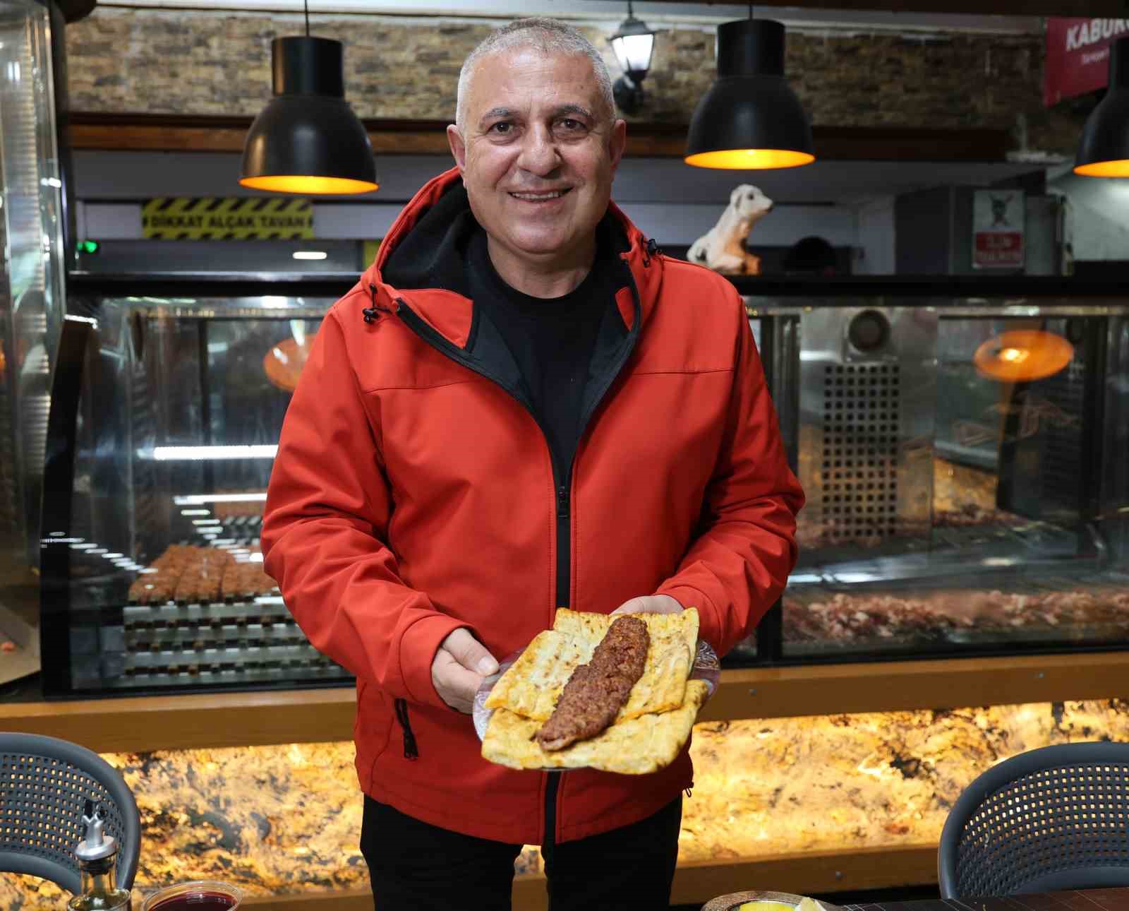 Adanalı kebapçılar Ramazan’a hazır: İftar sofralarında lezzet şöleni yaşanacak
