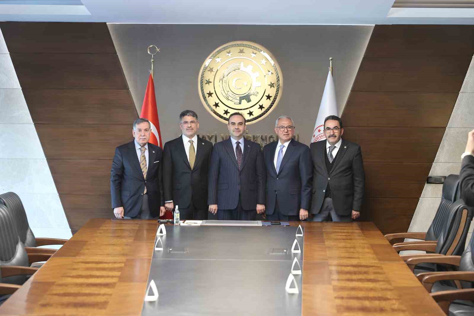 Adana’nın sanayi vizyonu bakanlıkta masaya yatırıldı
