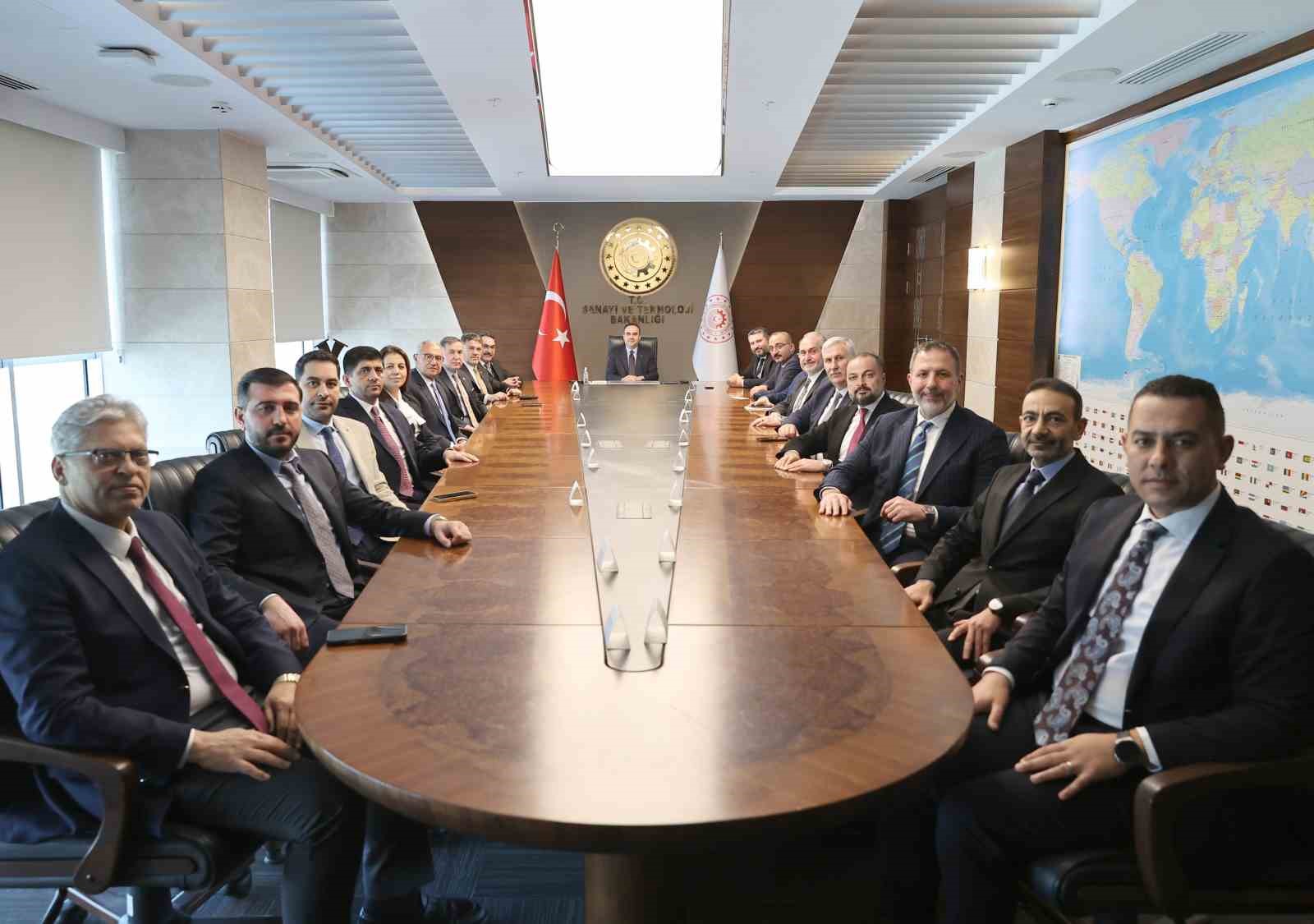 Adana’nın sanayi vizyonu bakanlıkta masaya yatırıldı
