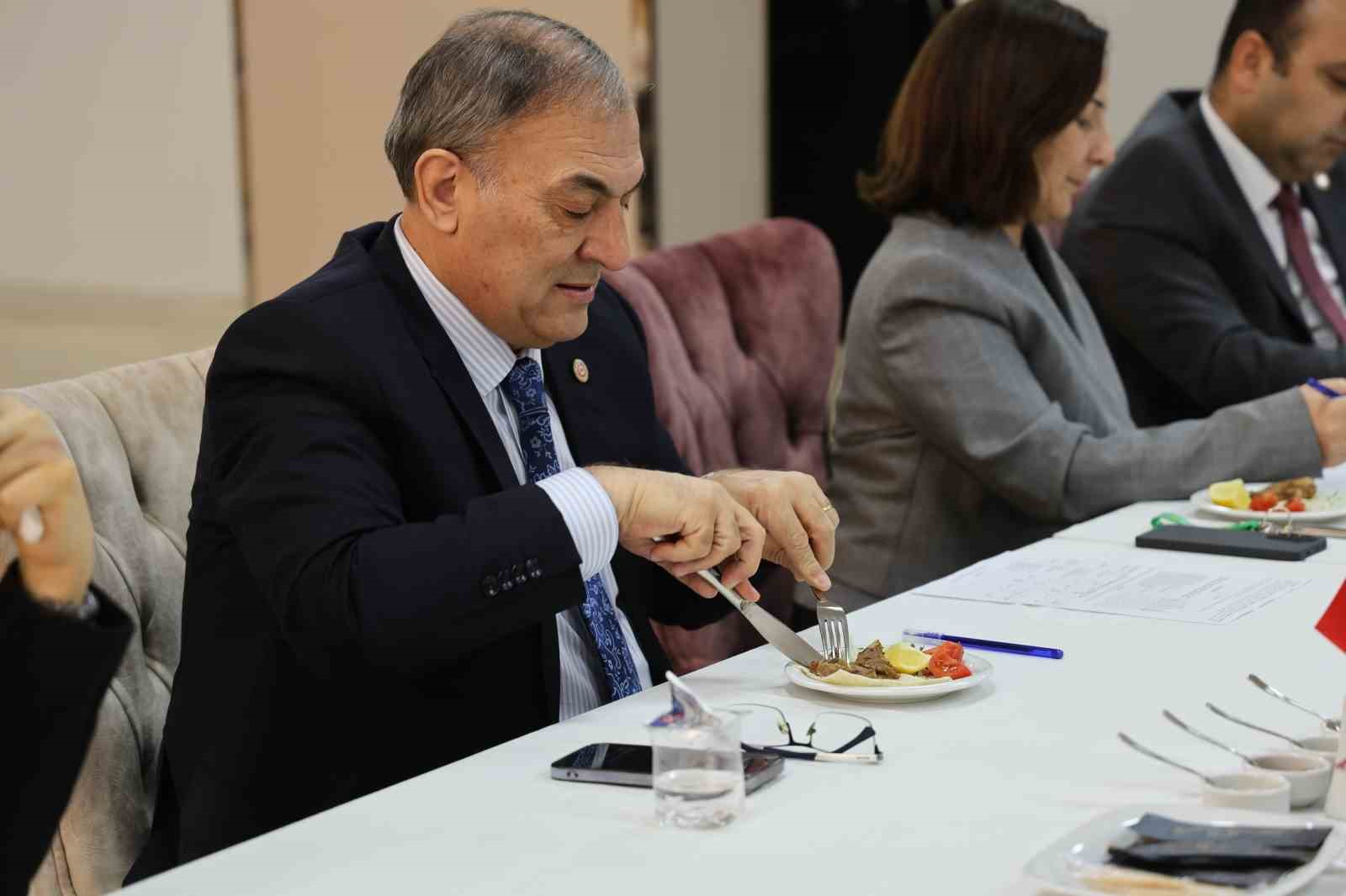 Adana’nın sıra dışı yöresel lezzetlerinin gastronomi turizmini canlandırılması bekleniyor
