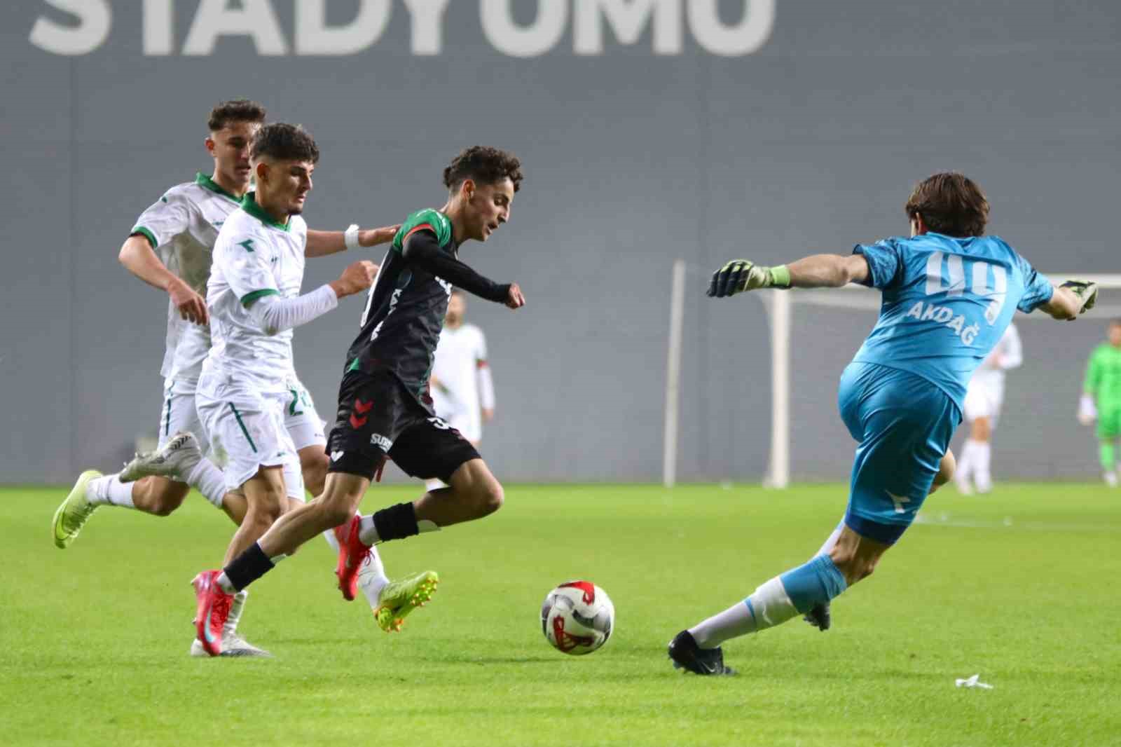 Adem Yeşilyurt, Fenerbahçe’yle anlaşmaya çok yakın
