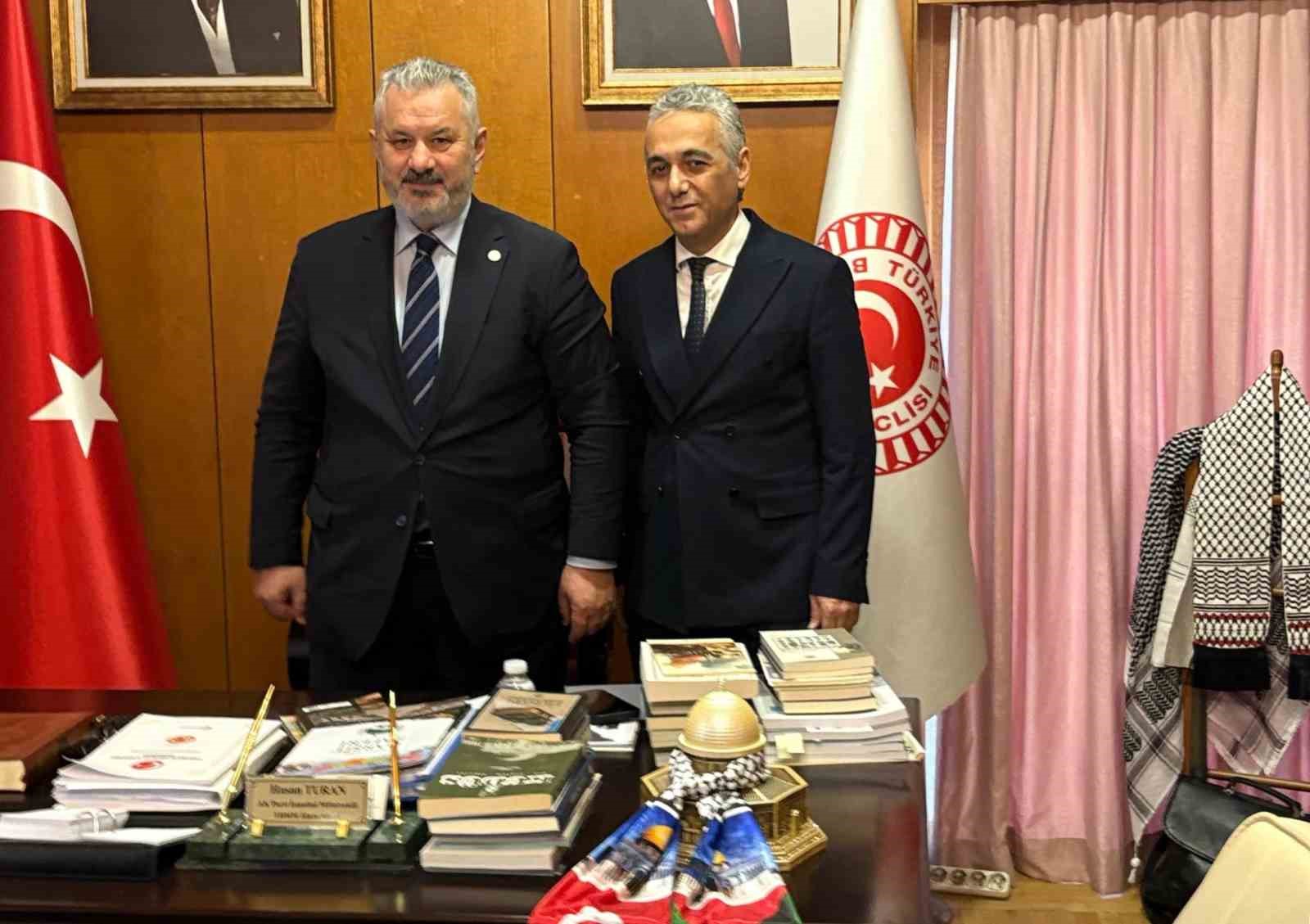 Adil Kurban’dan TBMM’de Hekimlik Meslek Kanunu çağrısı
