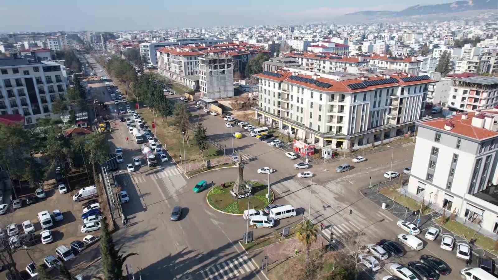 Adıyaman Saat Kulesi 3 yıldır 04.17’yi gösteriyor
