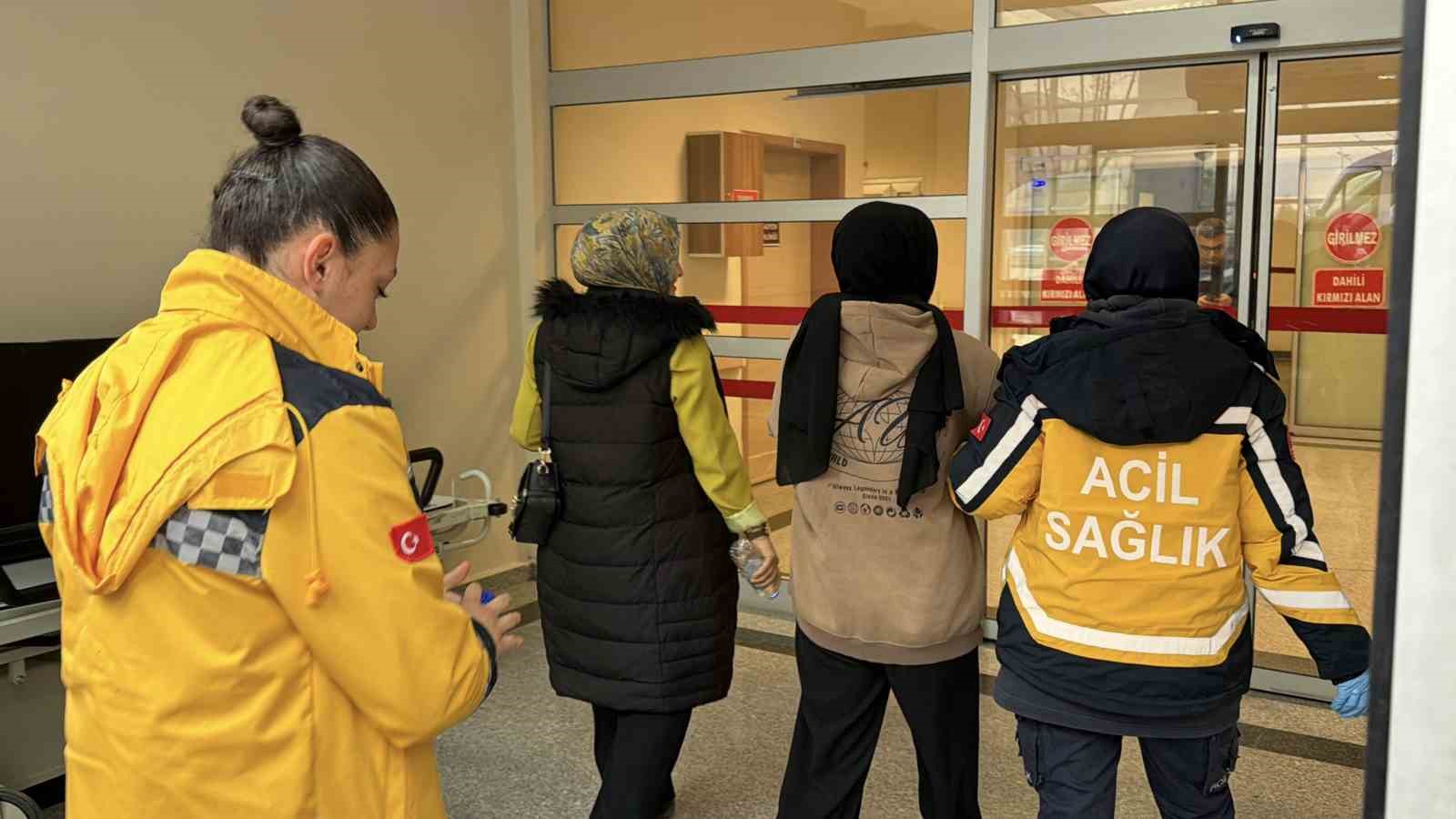 Adıyaman’da 2 öğrenciye çarpan motosikletli kaçtı
Adıyaman’da 2 öğrenciye çarpan motosikletli kaçtı