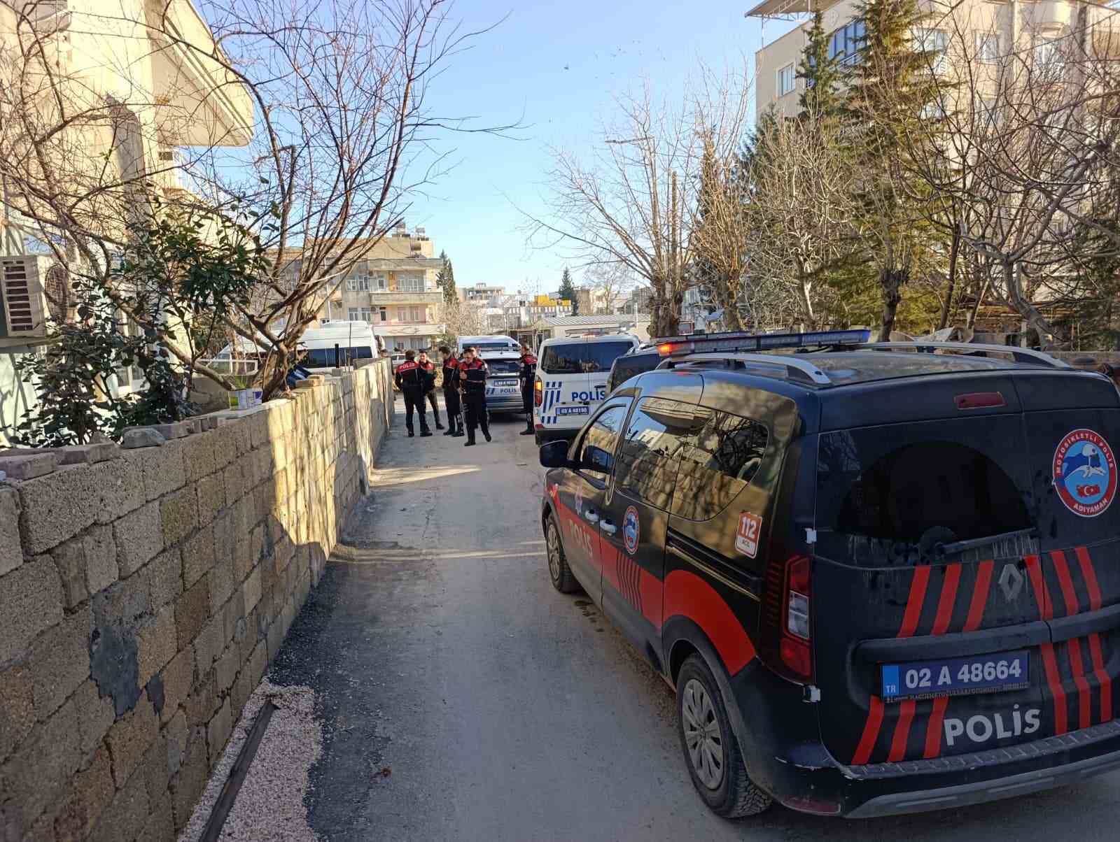 Adıyaman’da alacak verecek kavgası: 3 gözaltı
