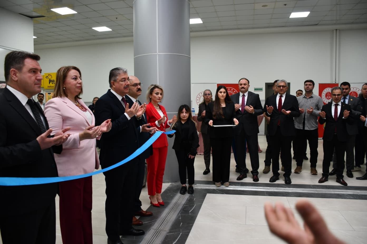 Adliyede Miraç Ali için hayır çarşısı
Adliyede Miraç Ali için hayır çarşısı